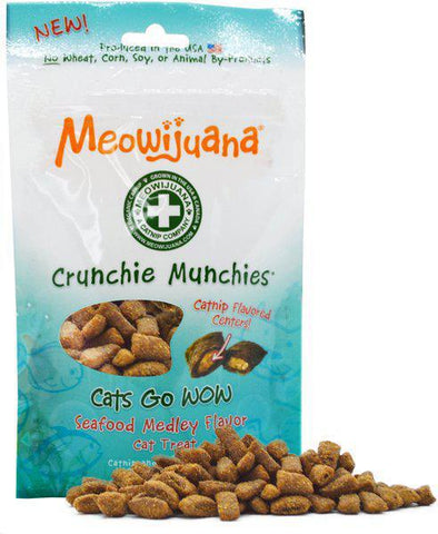 Meowijuana Crunchie Munchie Seafood Medley Cat Treats 3oz